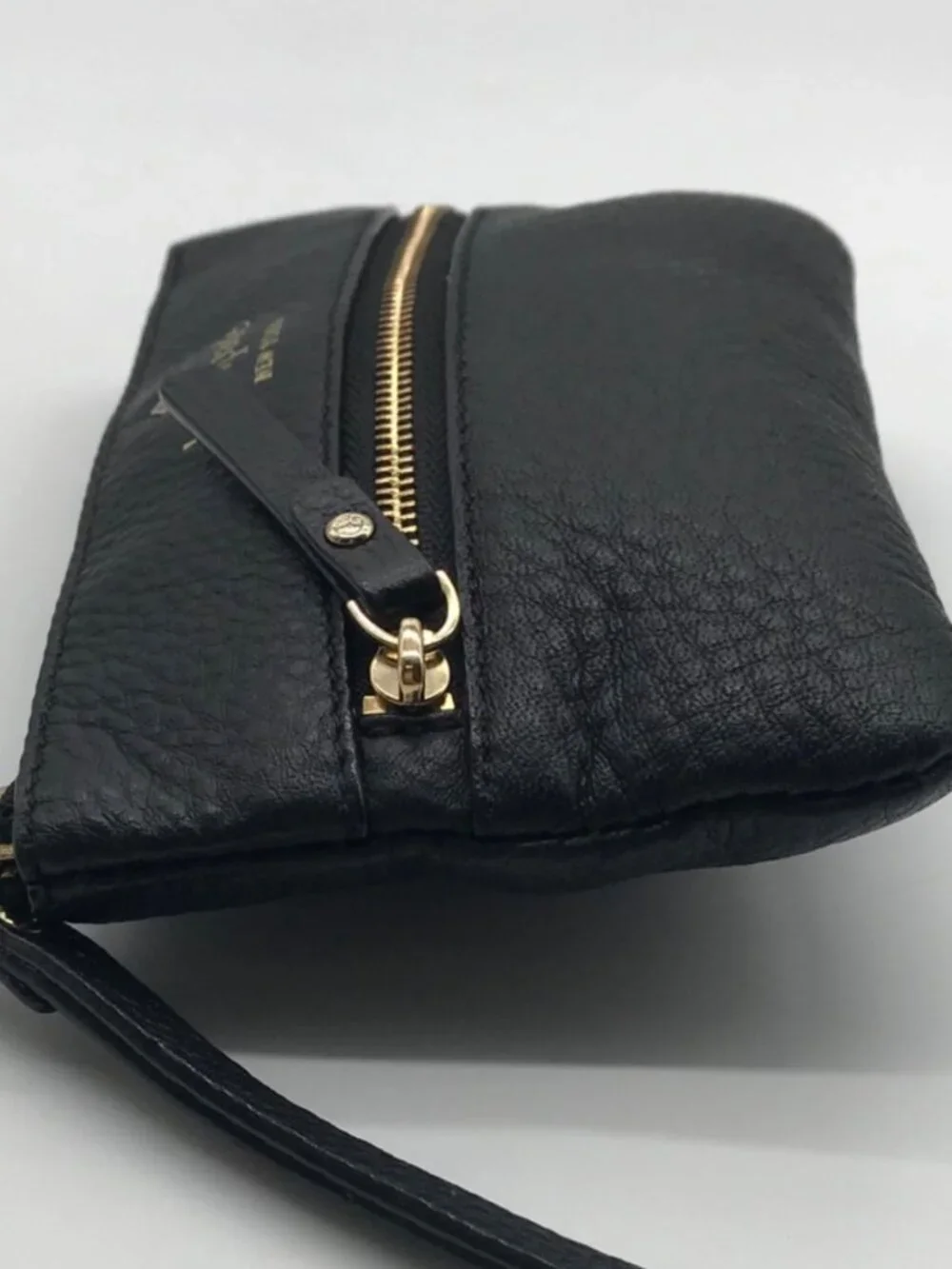 Kate Spade Black Pebbled Leather Cobble Hill Bee Wristlet